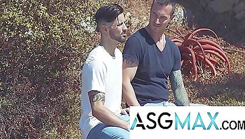 The Less I Know About You The Better Secretive Online Hookup Just Wants To Fuck 15 Min